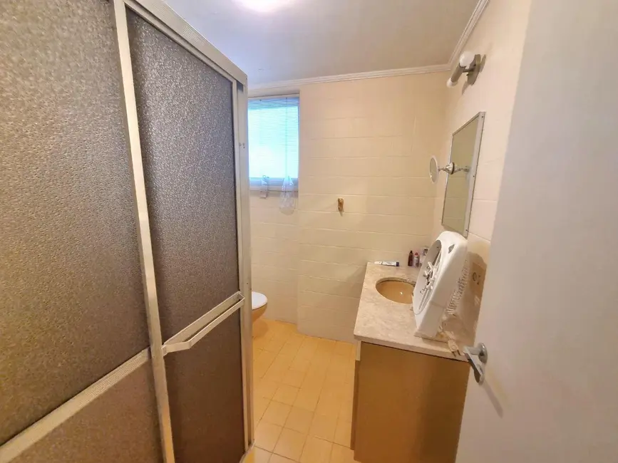 Apartamento com 2 quartos à venda, 100m2 em Barra Funda, Guaruja - SP - imagem 9 Foto 9 de Apartamento com 2 quartos à venda, 100m2 em Barra Funda, Guaruja - SP