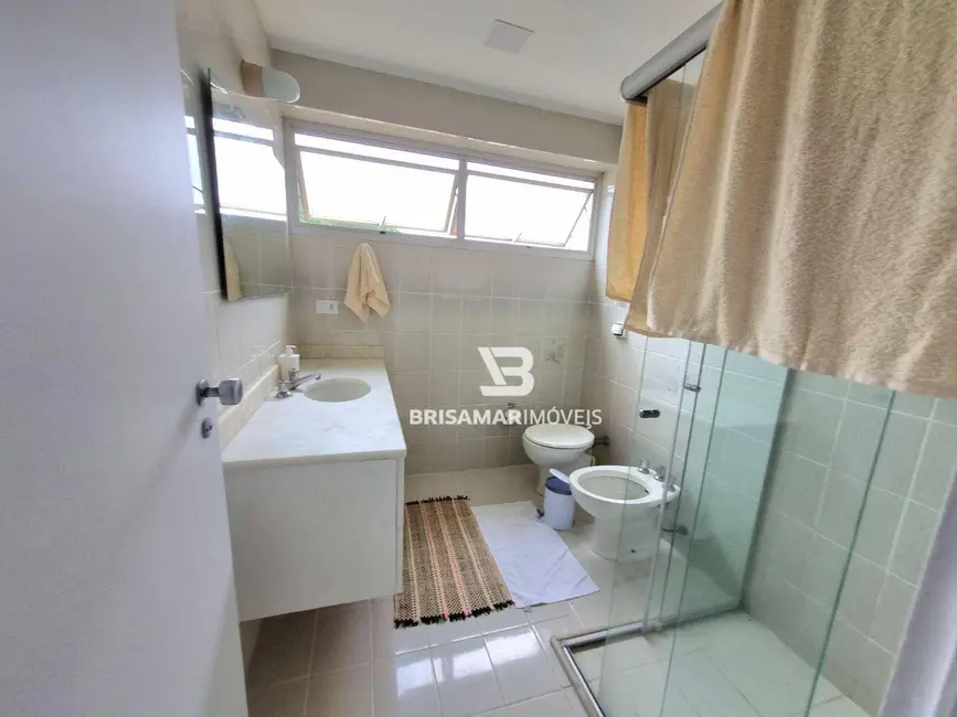 Foto 9 de Apartamento com 3 quartos à venda, 194m2 em Guaruja - SP