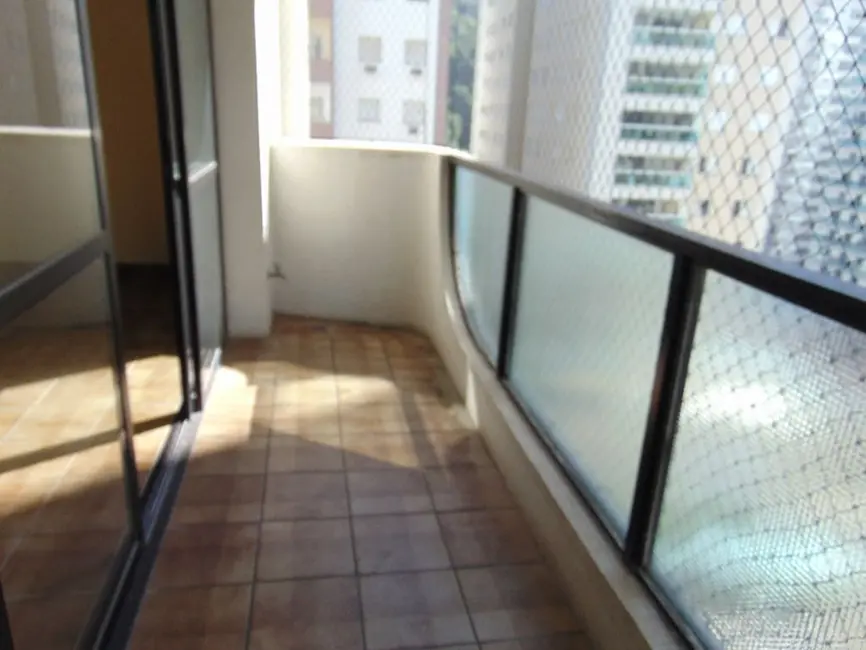 Foto 4 de Apartamento com 3 quartos para alugar, 140m2 em Barra Funda, Guaruja - SP