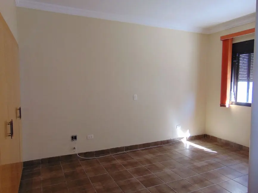 Foto 8 de Apartamento com 3 quartos para alugar, 140m2 em Barra Funda, Guaruja - SP