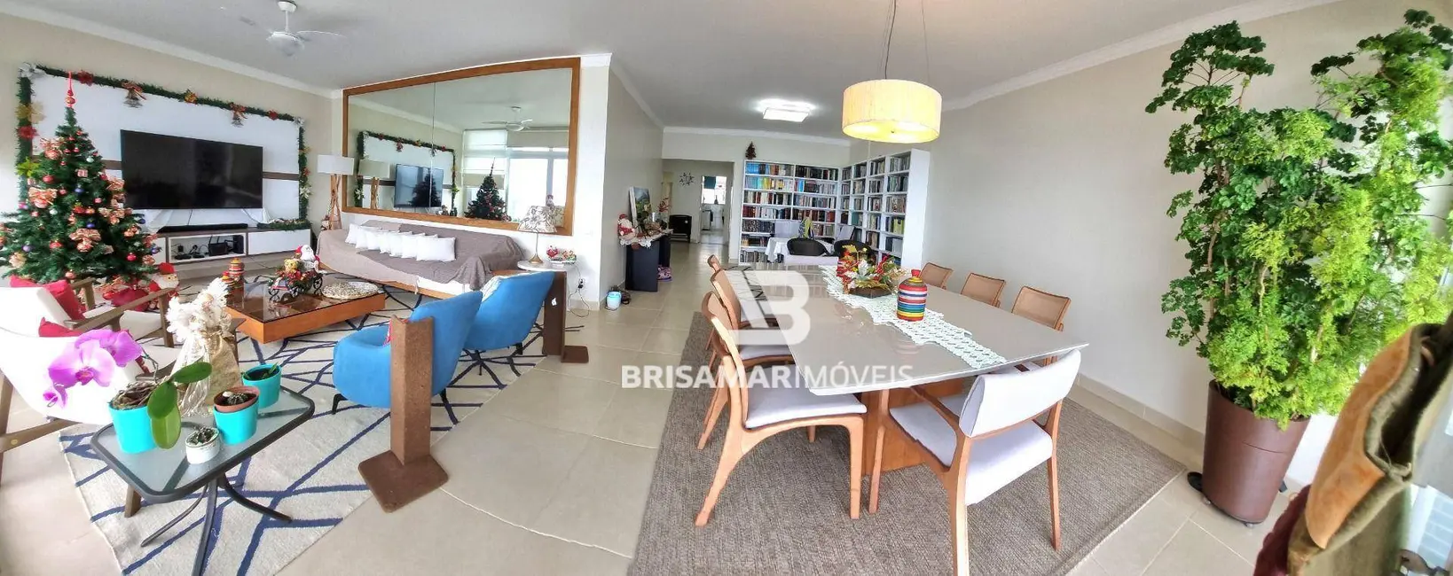 Foto 8 de Apartamento com 4 quartos à venda, 220m2 em Guaruja - SP