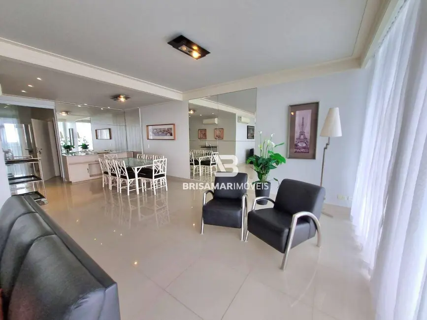 Apartamento com 4 quartos à venda, 200m2 em Guaruja - SP - imagem 6 Foto 6 de Apartamento com 4 quartos à venda, 200m2 em Guaruja - SP