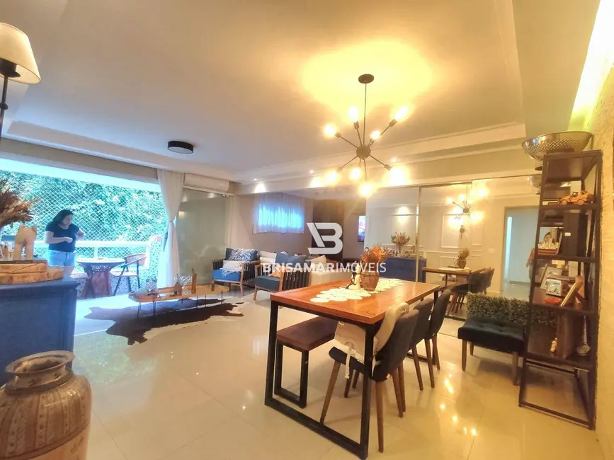 Foto 1 de Apartamento com 2 quartos para alugar, 109m2 em Barra Funda, Guaruja - SP