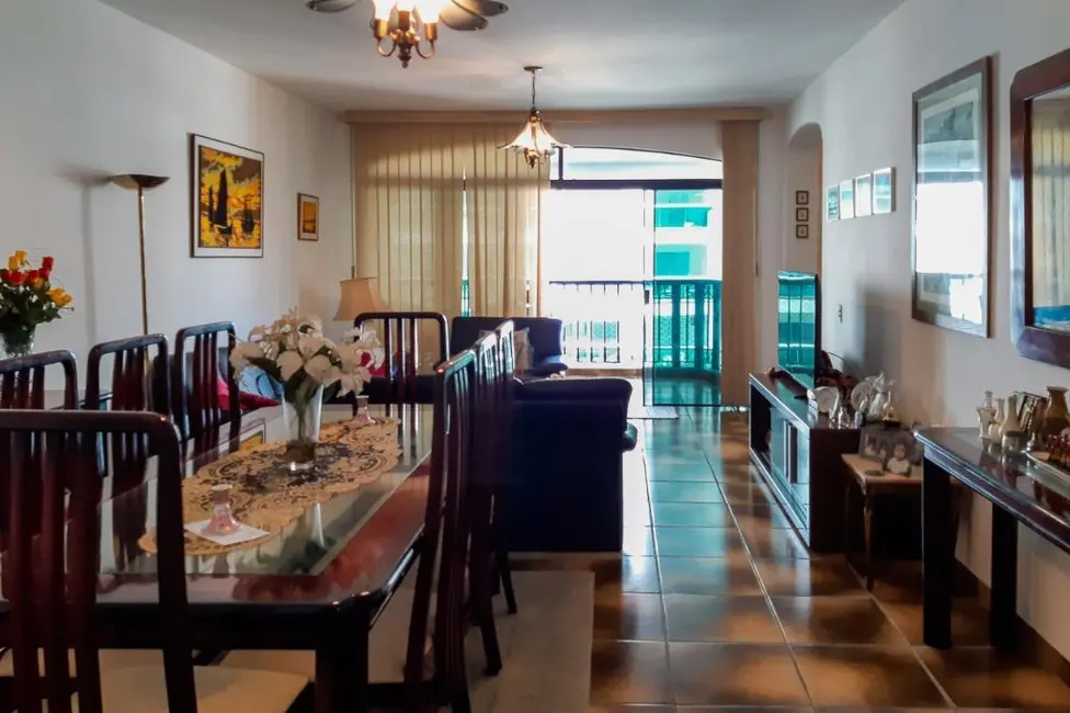 Apartamento com 3 quartos à venda, 136m2 em Barra Funda, Guaruja - SP - imagem 2 Foto 2 de Apartamento com 3 quartos à venda, 136m2 em Barra Funda, Guaruja - SP