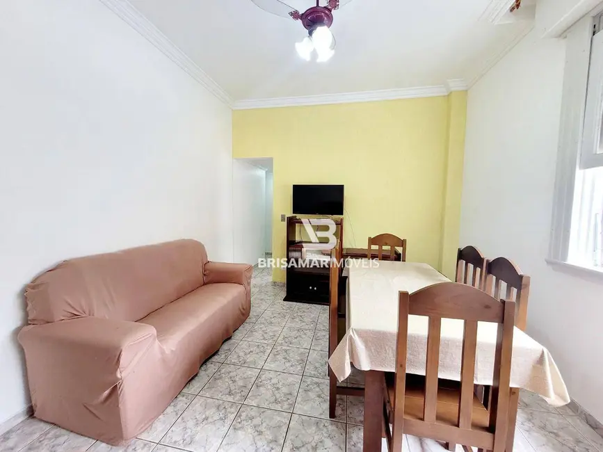 Kitnet com 2 quartos à venda, 60m2 em Barra Funda, Guaruja - SP - imagem 6 Foto 6 de Kitnet com 2 quartos à venda, 60m2 em Barra Funda, Guaruja - SP
