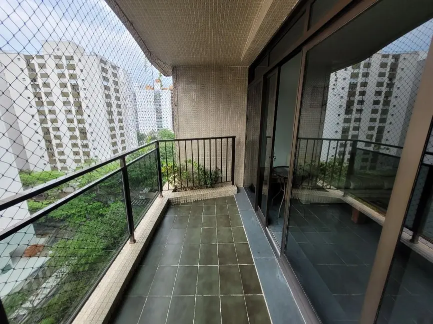 Apartamento com 3 quartos à venda e para alugar, 220m2 em Guaruja - SP - imagem 6 Foto 6 de Apartamento com 3 quartos à venda e para alugar, 220m2 em Guaruja - SP