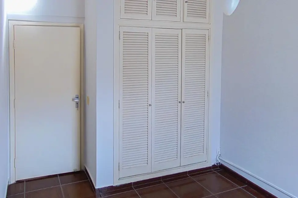 Apartamento com 3 quartos à venda, 117m2 em Guaruja - SP - imagem 6 Foto 6 de Apartamento com 3 quartos à venda, 117m2 em Guaruja - SP