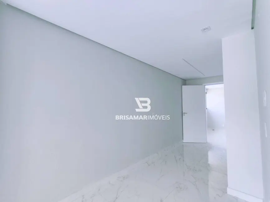 Apartamento com 2 quartos à venda, 49m2 em Enseada, Guaruja - SP - imagem 2 Foto 2 de Apartamento com 2 quartos à venda, 49m2 em Enseada, Guaruja - SP