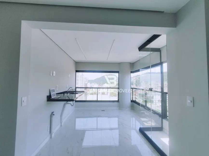 Apartamento com 2 quartos à venda, 49m2 em Enseada, Guaruja - SP - imagem 9 Foto 9 de Apartamento com 2 quartos à venda, 49m2 em Enseada, Guaruja - SP