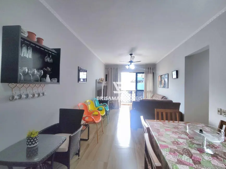 Apartamento com 3 quartos à venda, 70m2 em Guaruja - SP - imagem 2 Foto 2 de Apartamento com 3 quartos à venda, 70m2 em Guaruja - SP