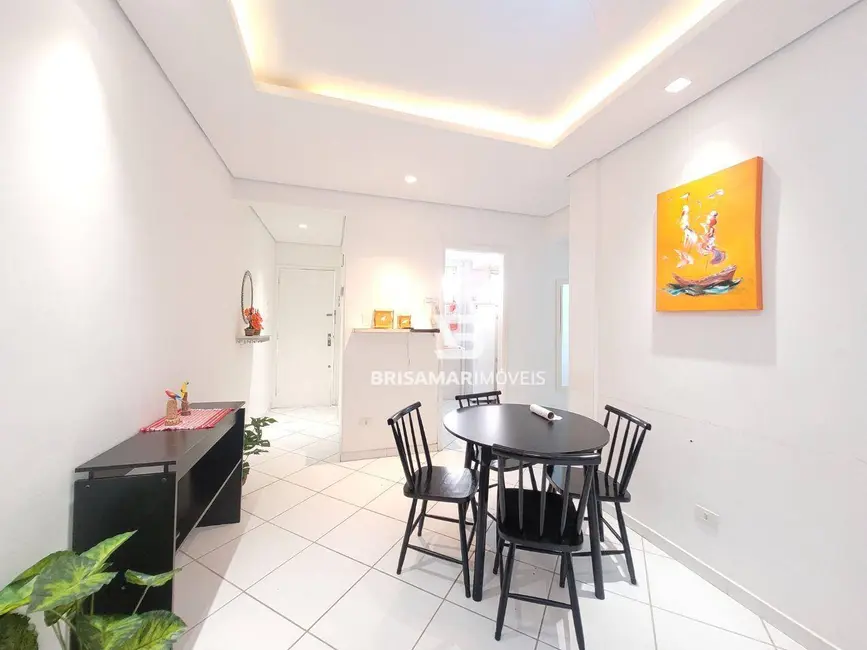 Foto 2 de Apartamento com 1 quarto à venda, 45m2 em Guaruja - SP