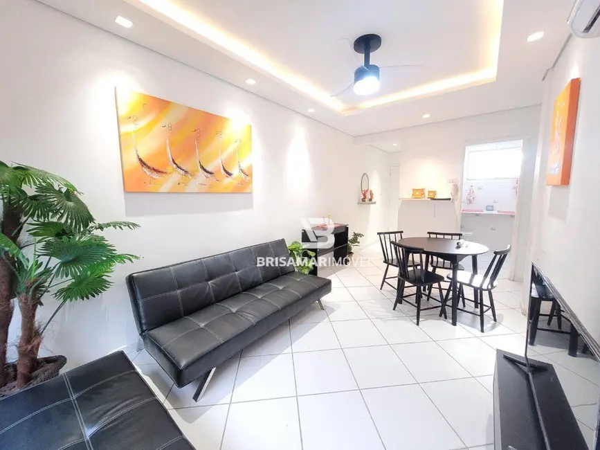 Foto 1 de Apartamento com 1 quarto à venda, 45m2 em Guaruja - SP