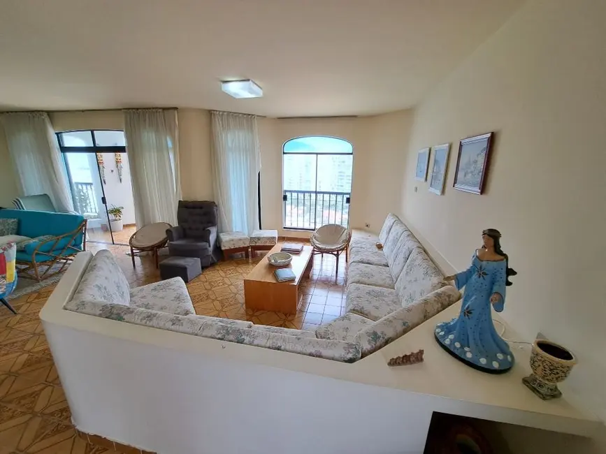 Foto 9 de Apartamento com 3 quartos à venda, 200m2 em Guaruja - SP