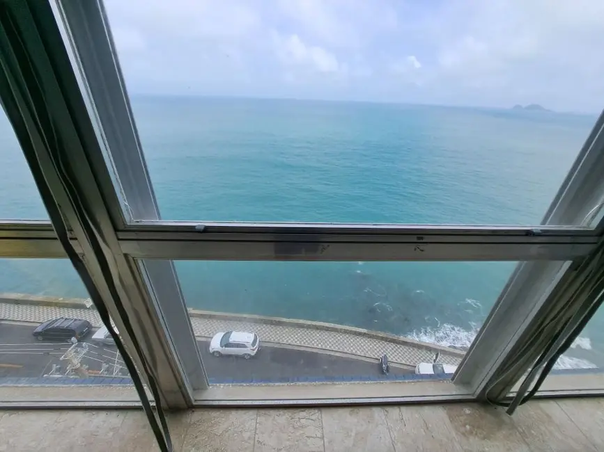Foto 1 de Apartamento com 3 quartos à venda, 150m2 em Guaruja - SP