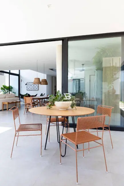 Casa de Condomínio com 5 quartos à venda, 518m2 em Jardim Acapulco, Guaruja - SP - imagem 9 Foto 9 de Casa de Condomínio com 5 quartos à venda, 518m2 em Jardim Acapulco, Guaruja - SP