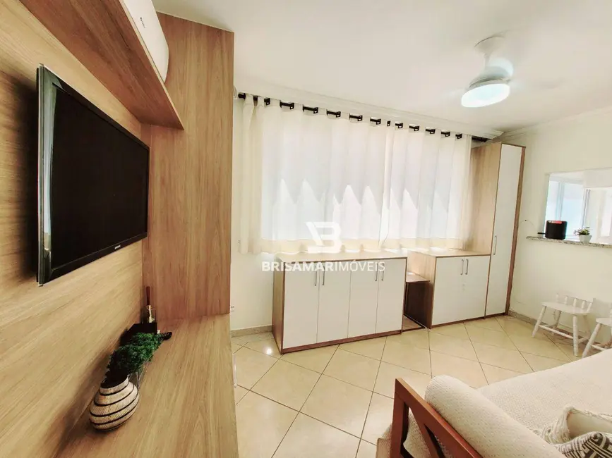 Foto 5 de Kitnet com 1 quarto para alugar, 30m2 em Guaruja - SP