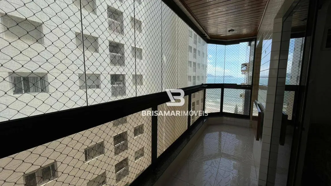 Foto 9 de Apartamento com 4 quartos à venda, 126m2 em Vila Luis Antônio, Guaruja - SP