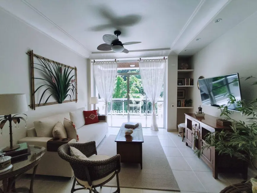 Apartamento com 3 quartos à venda, 177m2 em Barra Funda, Guaruja - SP - imagem 8 Foto 8 de Apartamento com 3 quartos à venda, 177m2 em Barra Funda, Guaruja - SP