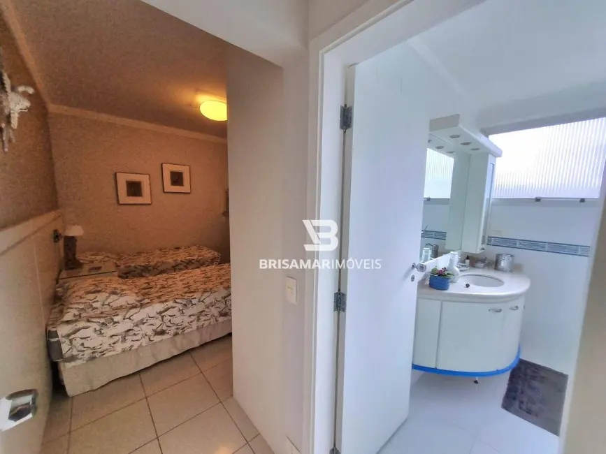 Apartamento com 3 quartos à venda, 180m2 em Guaruja - SP - imagem 6 Foto 6 de Apartamento com 3 quartos à venda, 180m2 em Guaruja - SP