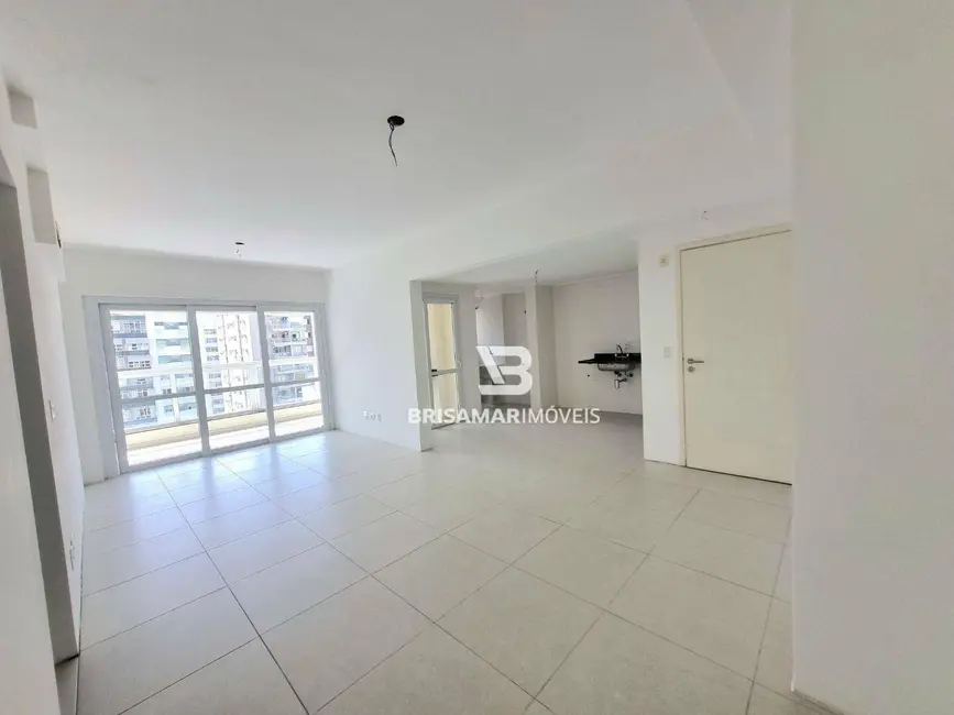 Foto 6 de Apartamento com 3 quartos à venda, 193m2 em Guaruja - SP