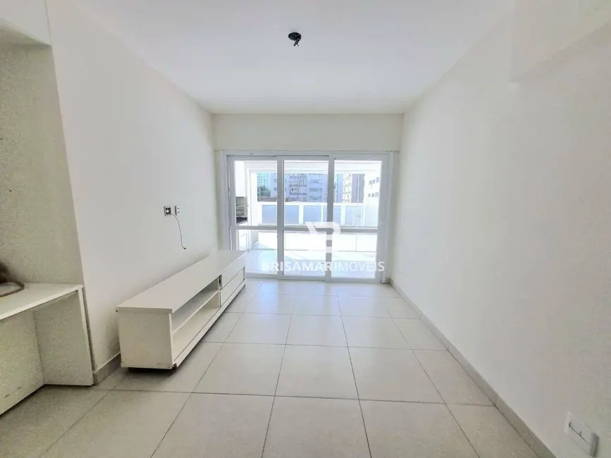 Apartamento com 3 quartos à venda, 245m2 em Guaruja - SP - imagem 4 Foto 4 de Apartamento com 3 quartos à venda, 245m2 em Guaruja - SP