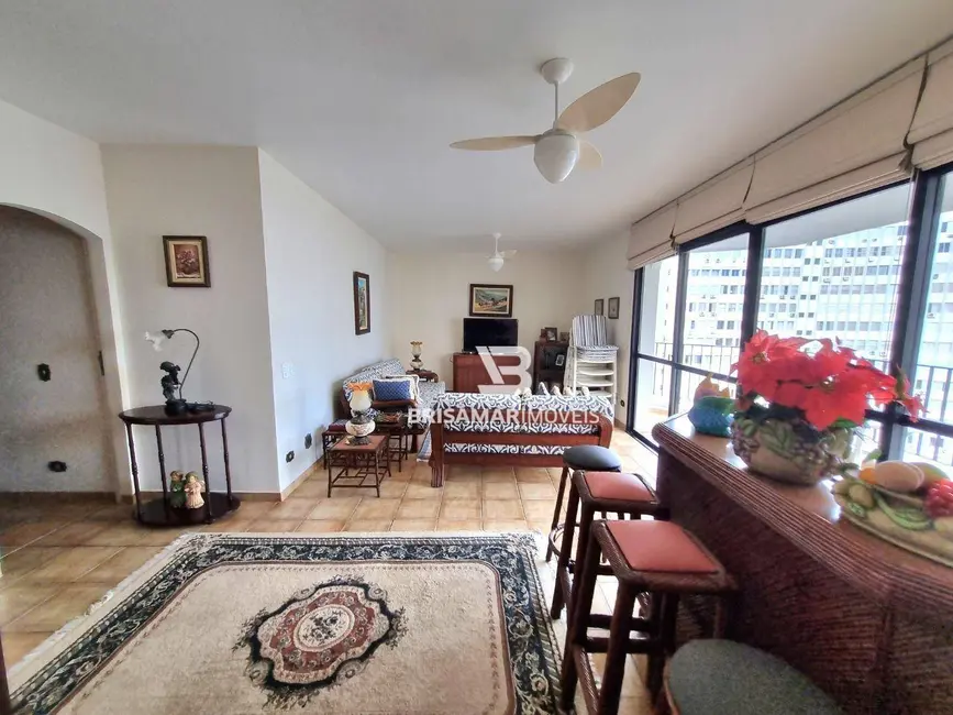 Apartamento com 3 quartos à venda, 252m2 em Guaruja - SP - imagem 3 Foto 3 de Apartamento com 3 quartos à venda, 252m2 em Guaruja - SP