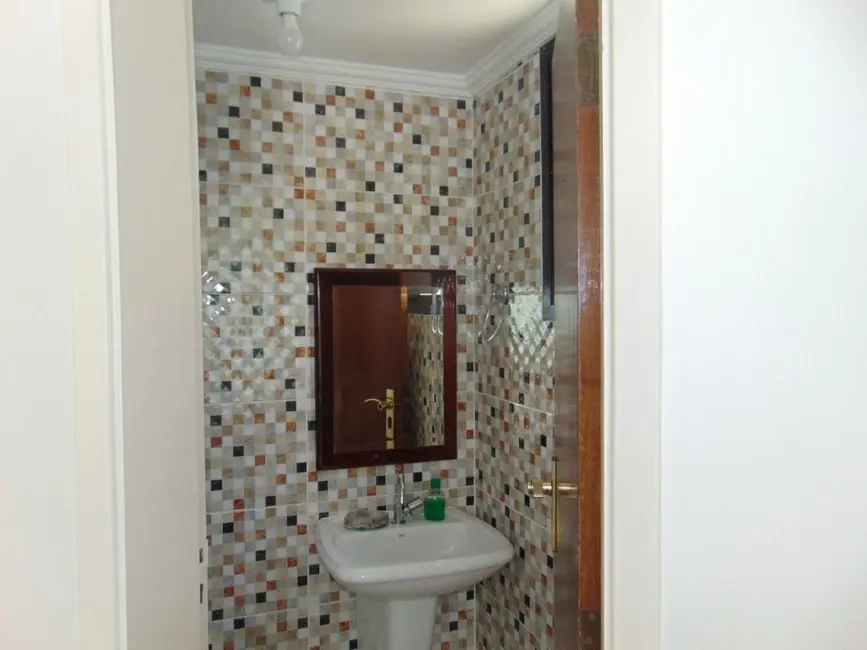 Apartamento com 3 quartos à venda e para alugar, 121m2 em Barra Funda, Guaruja - SP - imagem 3 Foto 3 de Apartamento com 3 quartos à venda e para alugar, 121m2 em Barra Funda, Guaruja - SP