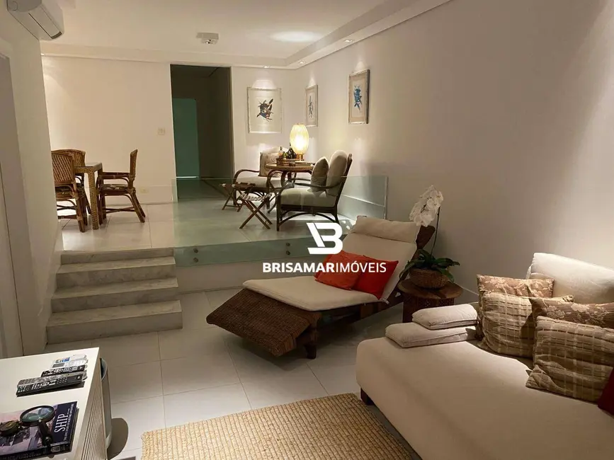 Foto 8 de Apartamento com 3 quartos à venda, 211m2 em Barra Funda, Guaruja - SP