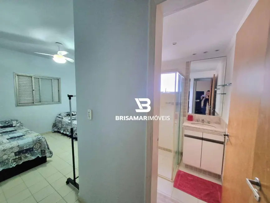 Apartamento com 3 quartos à venda, 110m2 em Guaruja - SP - imagem 9 Foto 9 de Apartamento com 3 quartos à venda, 110m2 em Guaruja - SP