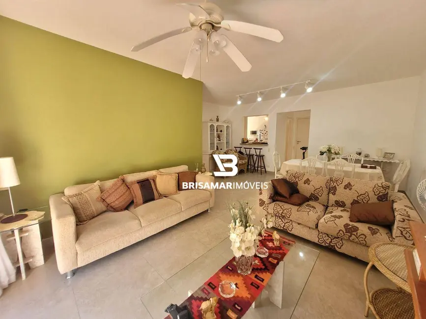 Apartamento com 3 quartos à venda, 177m2 em Barra Funda, Guaruja - SP - imagem 8 Foto 8 de Apartamento com 3 quartos à venda, 177m2 em Barra Funda, Guaruja - SP