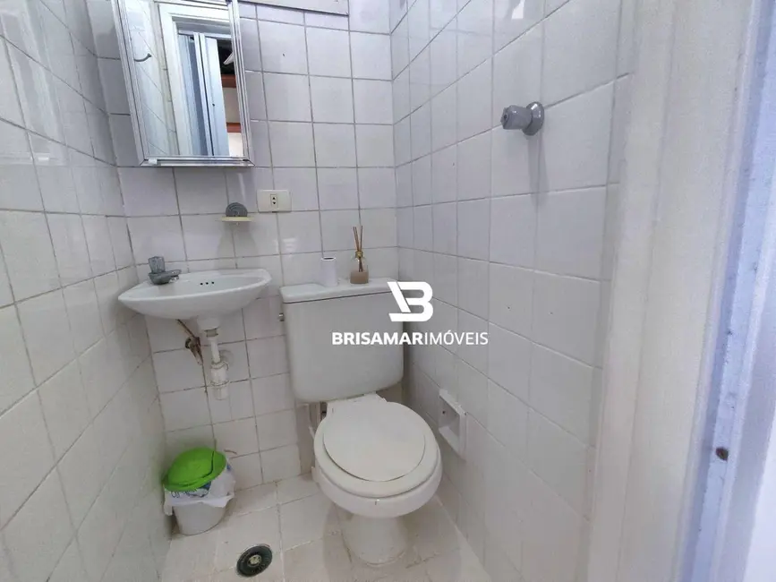 Foto 2 de Apartamento com 3 quartos para alugar, 174m2 em Barra Funda, Guaruja - SP