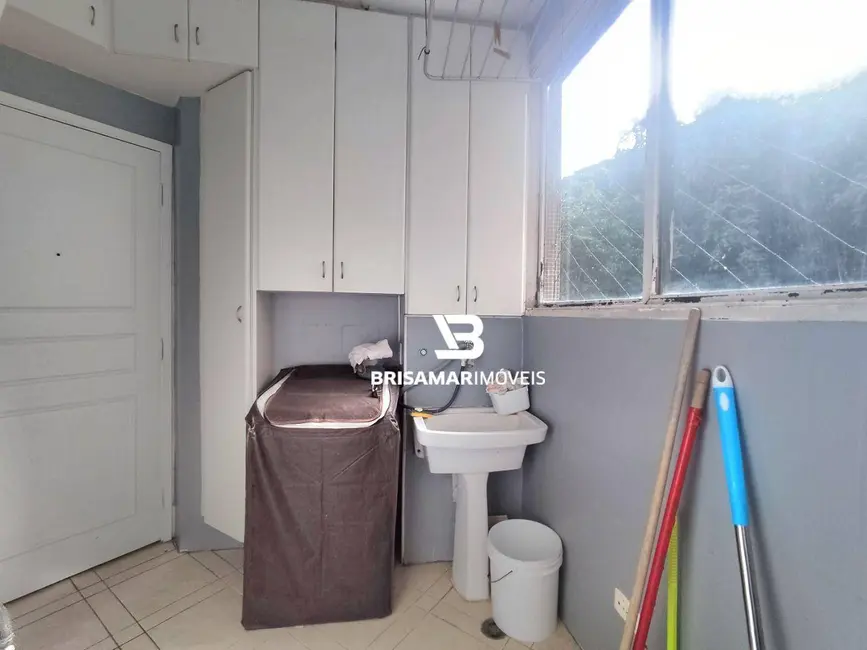Foto 4 de Apartamento com 3 quartos para alugar, 174m2 em Barra Funda, Guaruja - SP