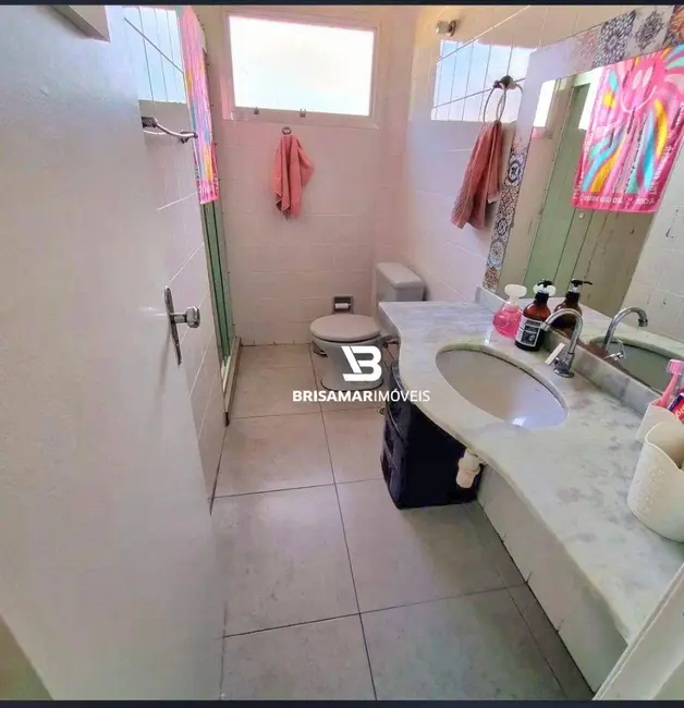 Sobrado com 2 quartos à venda, 100m2 em Jardim Las Palmas, Guaruja - SP - imagem 6 Foto 6 de Sobrado com 2 quartos à venda, 100m2 em Jardim Las Palmas, Guaruja - SP