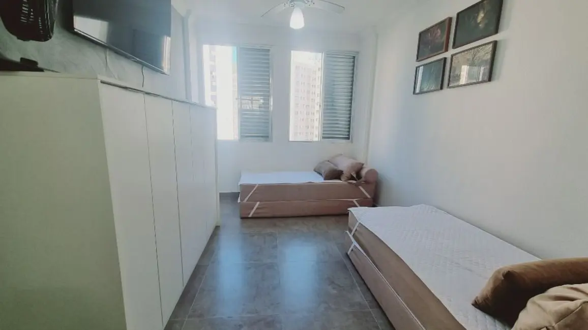 Kitnet com 1 quarto à venda, 28m2 em Guaruja - SP - imagem 3 Foto 3 de Kitnet com 1 quarto à venda, 28m2 em Guaruja - SP