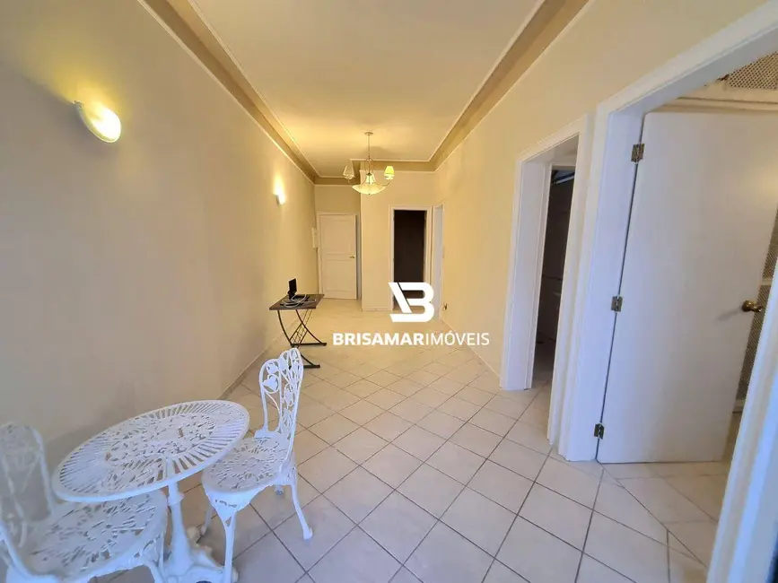 Foto 2 de Apartamento com 2 quartos à venda, 73m2 em Guaruja - SP