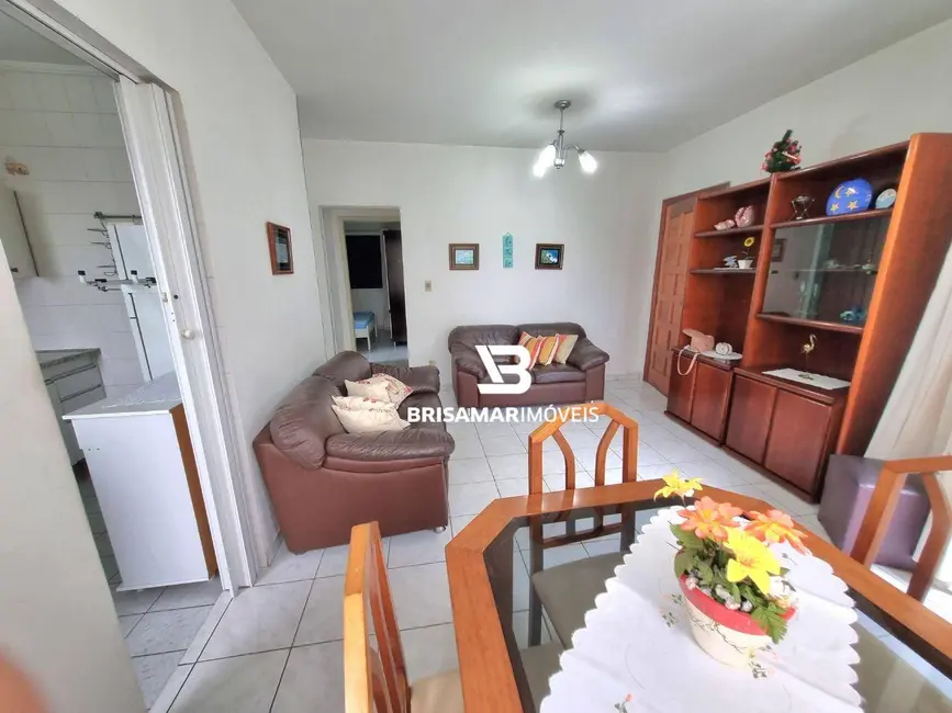 Foto 4 de Apartamento com 2 quartos à venda, 75m2 em Jardim Las Palmas, Guaruja - SP