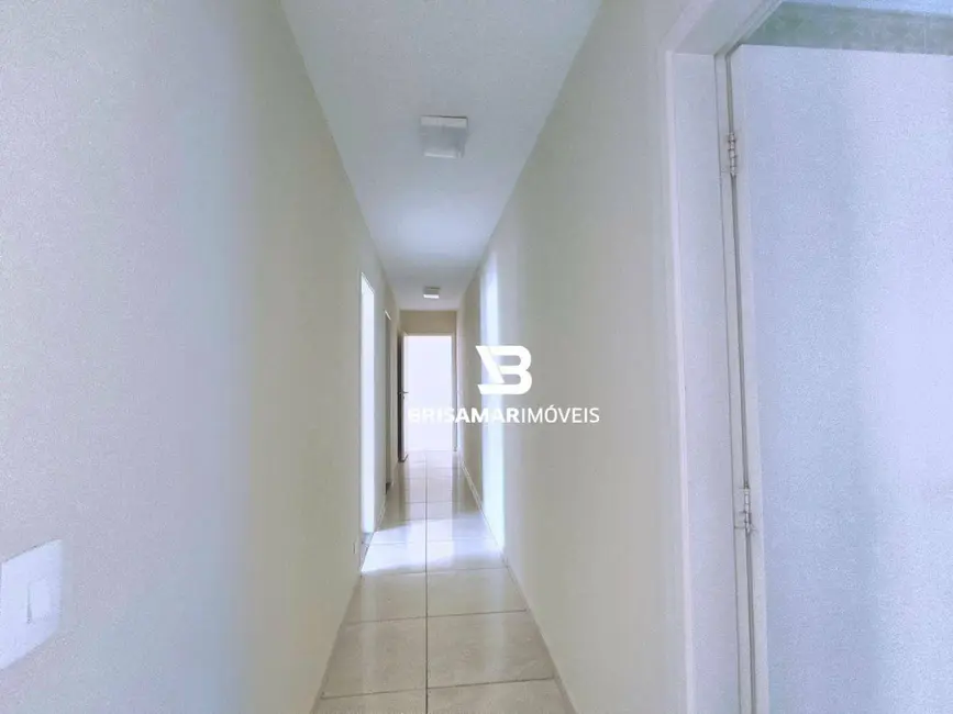 Apartamento com 3 quartos para alugar, 135m2 em Guaruja - SP - imagem 8 Foto 8 de Apartamento com 3 quartos para alugar, 135m2 em Guaruja - SP