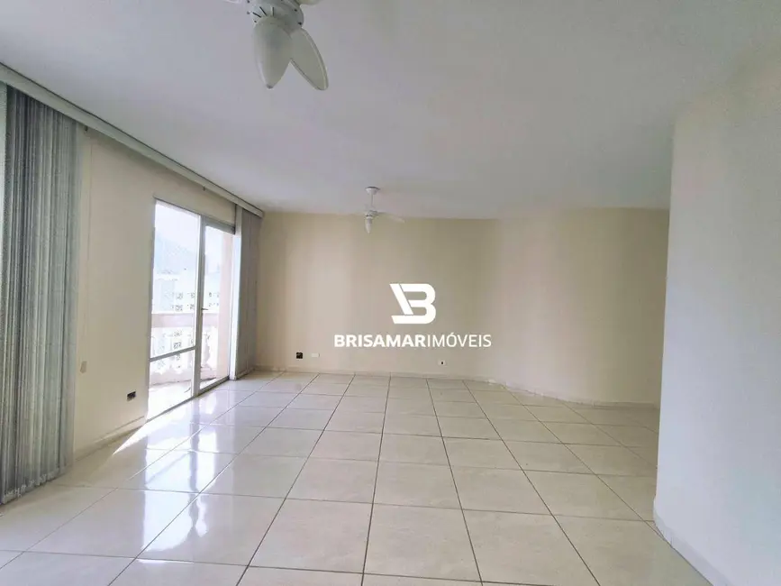 Apartamento com 3 quartos para alugar, 135m2 em Guaruja - SP - imagem 4 Foto 4 de Apartamento com 3 quartos para alugar, 135m2 em Guaruja - SP