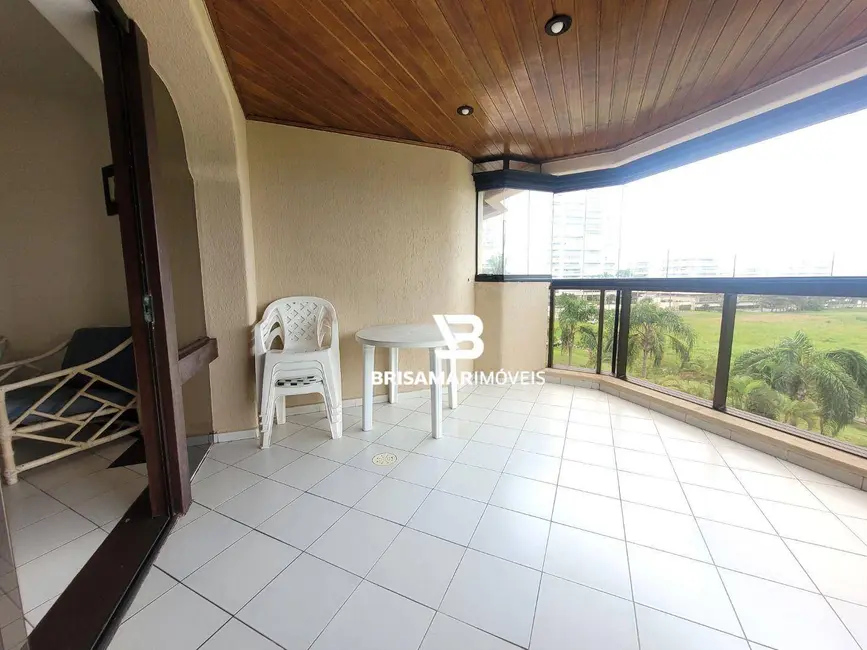 Foto 9 de Apartamento com 3 quartos à venda, 182m2 em Guaruja - SP