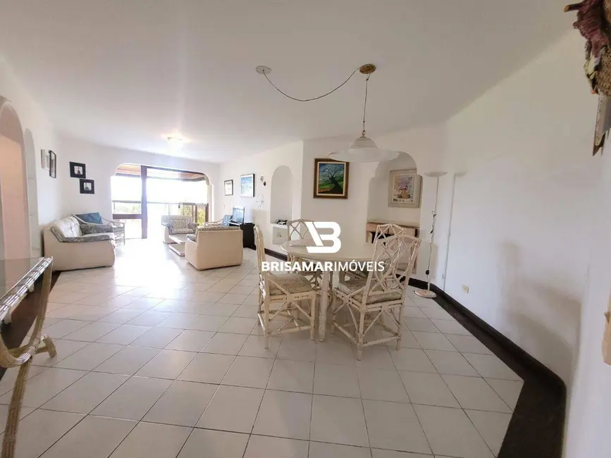 Foto 8 de Apartamento com 3 quartos à venda, 182m2 em Guaruja - SP