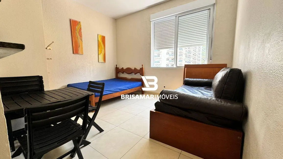 Foto 1 de Kitnet com 1 quarto à venda, 29m2 em Barra Funda, Guaruja - SP