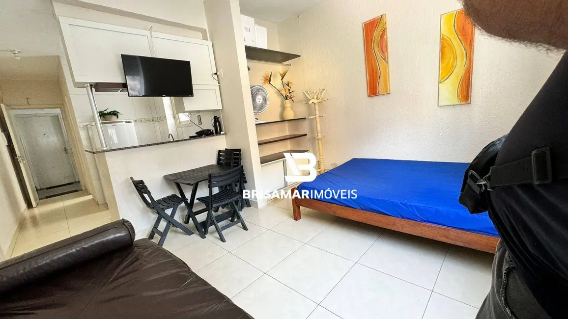 Kitnet com 1 quarto à venda, 29m2 em Barra Funda, Guaruja - SP - imagem 3 Foto 3 de Kitnet com 1 quarto à venda, 29m2 em Barra Funda, Guaruja - SP