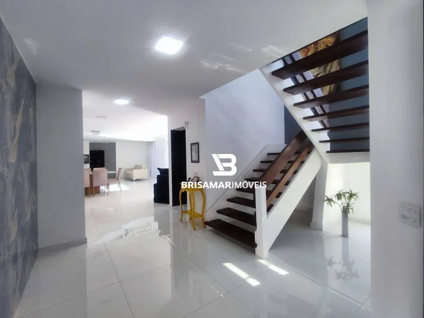 Casa com 5 quartos à venda, 600m2 em Guaruja - SP - imagem 2 Foto 2 de Casa com 5 quartos à venda, 600m2 em Guaruja - SP