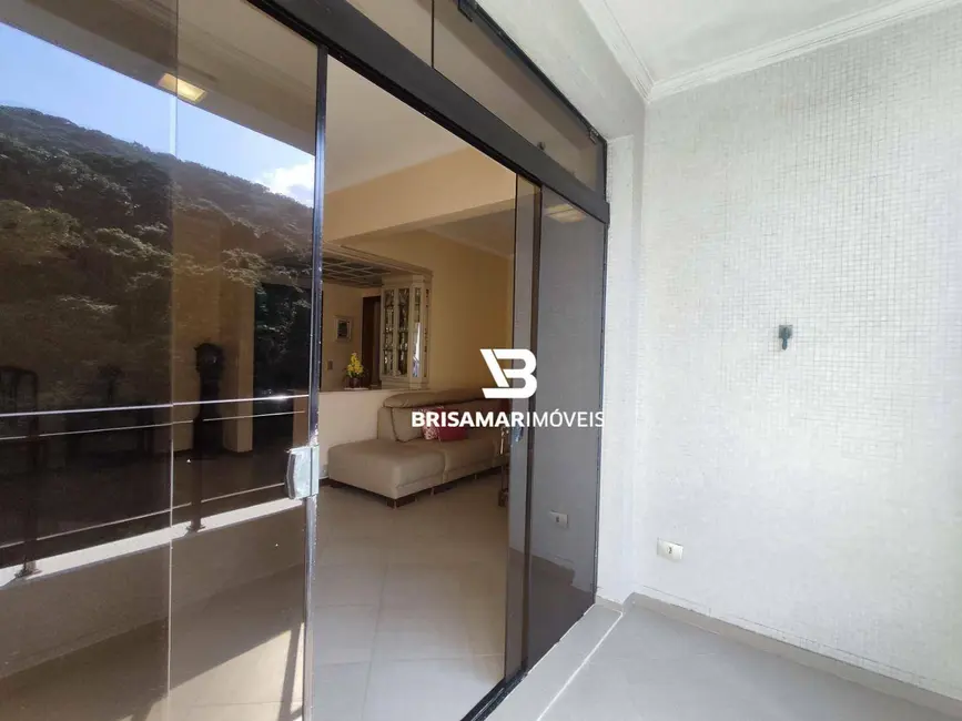 Apartamento com 2 quartos para alugar, 162m2 em Guaruja - SP - imagem 8 Foto 8 de Apartamento com 2 quartos para alugar, 162m2 em Guaruja - SP