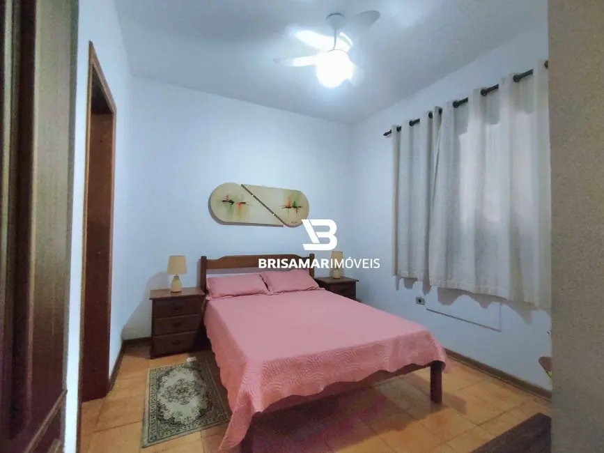 Foto 8 de Apartamento com 3 quartos para alugar, 162m2 em Guaruja - SP