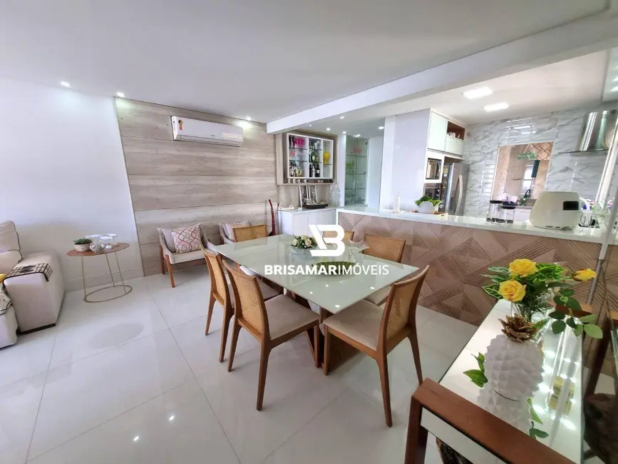 Foto 6 de Apartamento com 3 quartos à venda, 120m2 em Vila Luis Antônio, Guaruja - SP