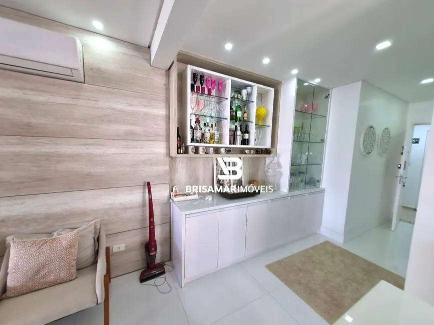 Foto 8 de Apartamento com 3 quartos à venda, 120m2 em Vila Luis Antônio, Guaruja - SP