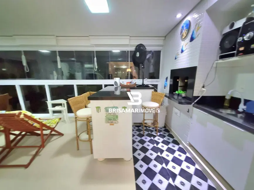 Foto 2 de Apartamento com 3 quartos à venda, 125m2 em Barra Funda, Guaruja - SP
