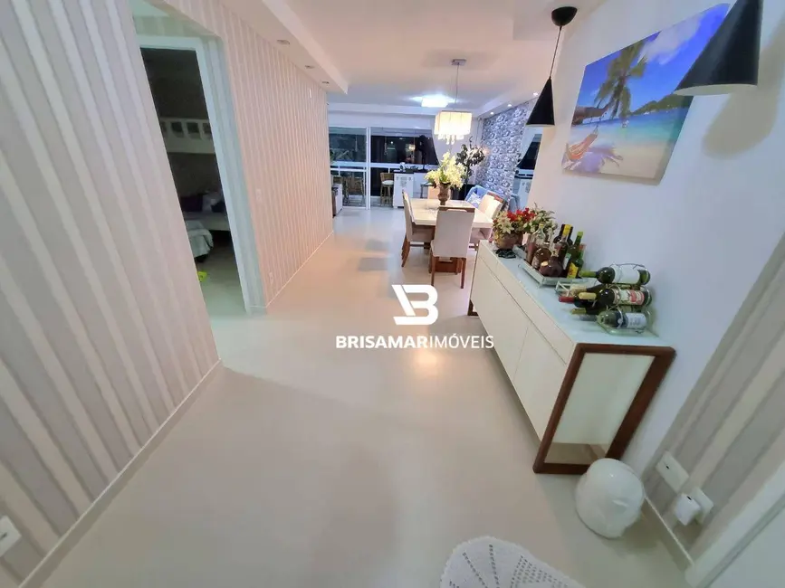 Apartamento com 3 quartos à venda, 125m2 em Barra Funda, Guaruja - SP - imagem 9 Foto 9 de Apartamento com 3 quartos à venda, 125m2 em Barra Funda, Guaruja - SP