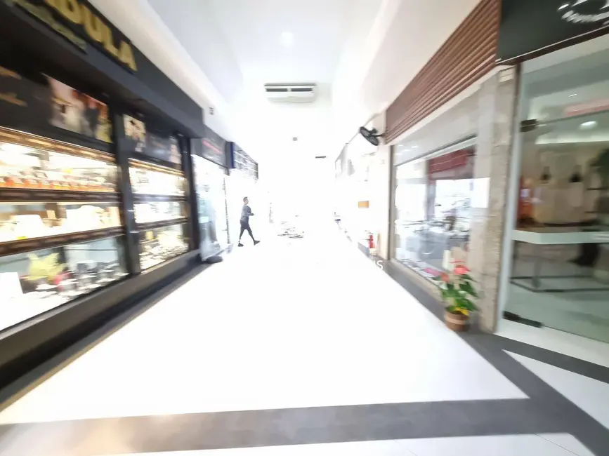 Loja à venda e para alugar, 82m2 em Guaruja - SP - imagem 7 Foto 7 de Loja à venda e para alugar, 82m2 em Guaruja - SP